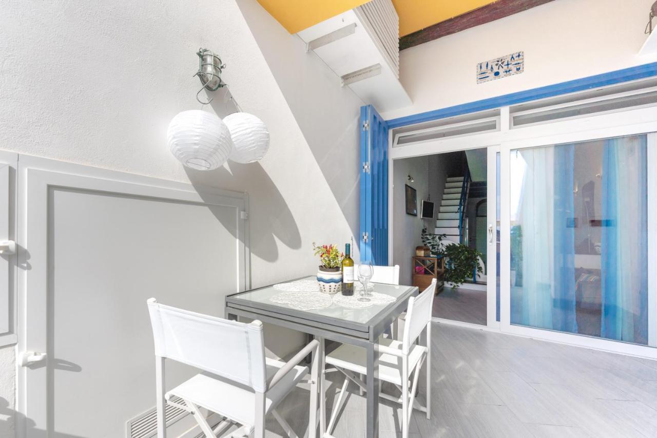 Casa Sottorar - Loft Open Space In Corricella Procida Bagian luar foto