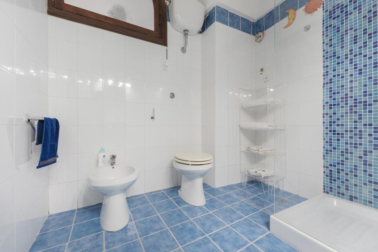 Casa Sottorar - Loft Open Space In Corricella Procida Bagian luar foto